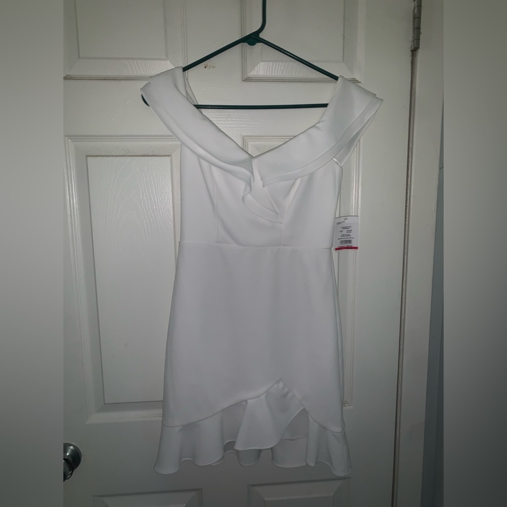 White David’s Bridal Dress